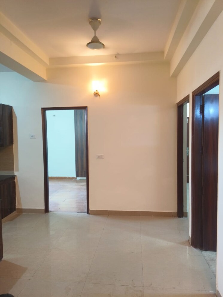 Room, prateek-grand-carnesia 3 Bedroom 1795 Sq.Ft. Apartment In Siddharth Vihar Ghaziabad 8167631