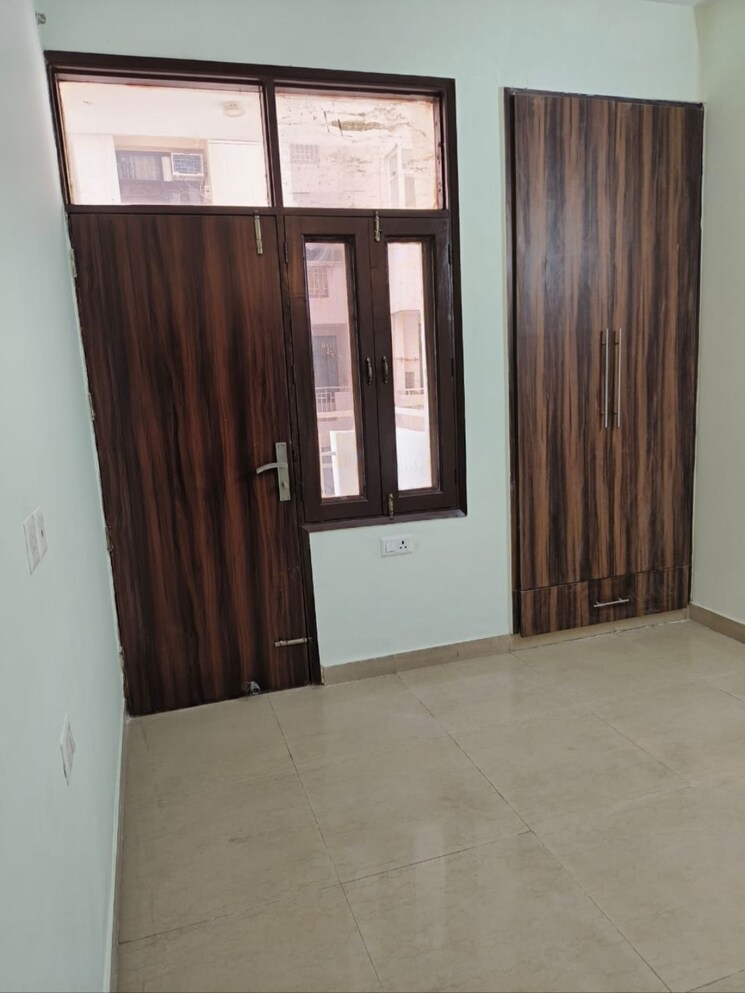 Room, prateek-grand-carnesia 3 Bedroom 1795 Sq.Ft. Apartment In Siddharth Vihar Ghaziabad 8167631