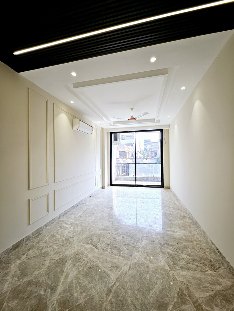 Room, ss-mayfield-gardens 4 Bedroom 300 Sq.Yd. Builder Floor In Sector 51 Gurgaon 8167645