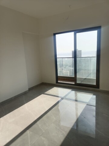 Room in 3 BHK Builder Floor at Lotus Unity, Versova – for Sale