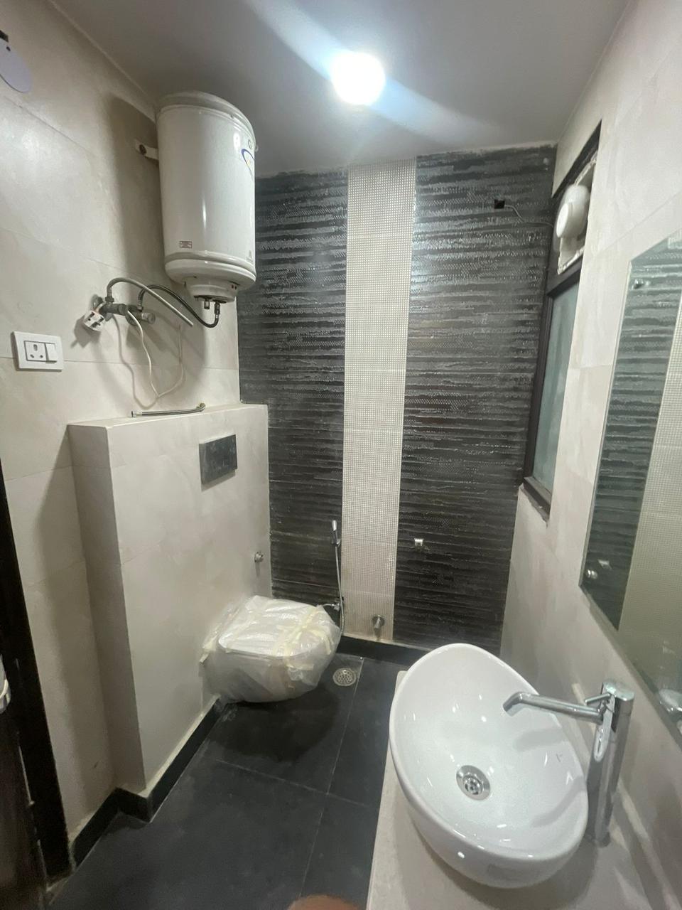 3 BHK Builder Floor For Sale in Kirti Nagar Hosing 