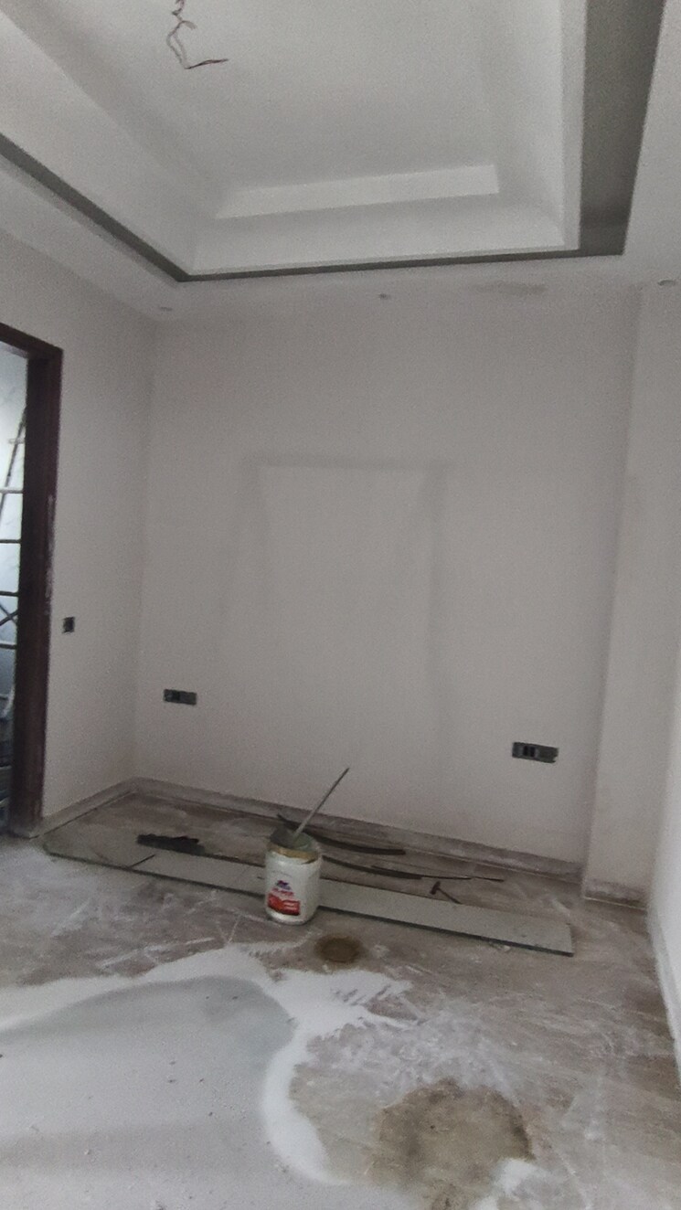 Bathroom, lajpat nagar 2 Bedroom 1000 Sq.Ft. Builder Floor In Lajpat Nagar Delhi 8167723