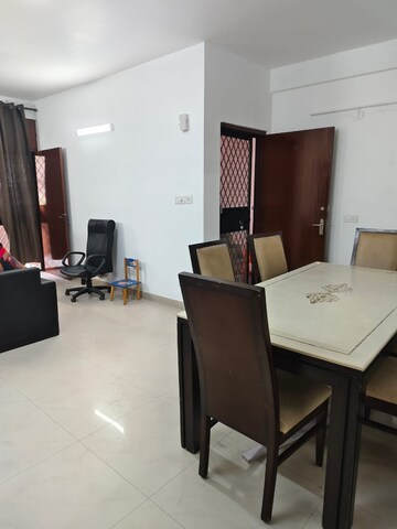 Master Bedroom in 3.5 BHK Builder Floor at Ardee City, Sector 52 – for Rent