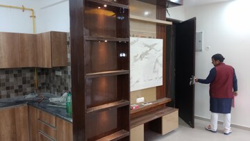 Furnished Amenities in 2.5 BHK Apartment at Prateek Grand City, Siddharth Vihar – for Rent