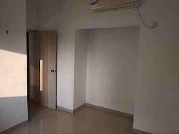 Room in 1 BHK Apartment at Lodha Casa Rio Gold, Dombivli East – for Sale