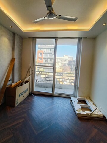 Room in 4 BHK Builder Floor at Ansal API Esencia, Sector 67 – for Rent