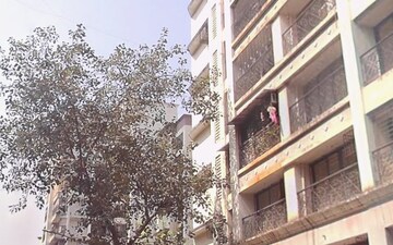 2 BHK Apartment For Rent in Lalani Velentine Apartments II, Goregaon East