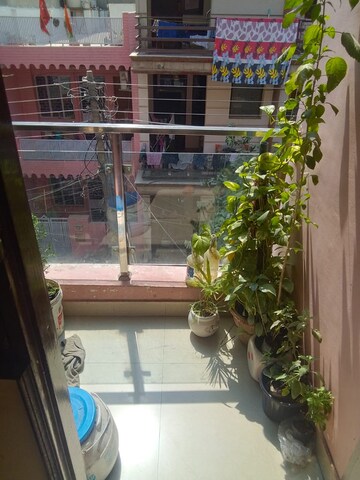 Balcony in 1 BHK Builder Floor at DLF City Phase III, Sector 24 – for Rent