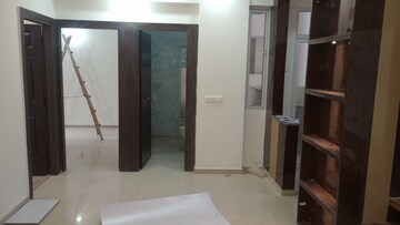 Room in 3 BHK Apartment at Prateek Grand City, Siddharth Vihar – for Sale