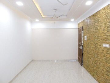 Room in 2 BHK Apartment at LK Umang Heights, Andheri West – for Rent