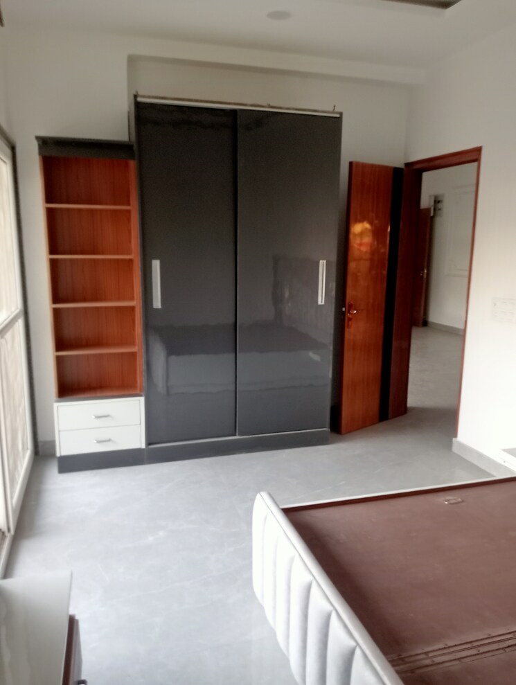 Room, niti khand 4 Bedroom 1800 Sq.Ft. Builder Floor In Niti Khand Ghaziabad 8167852