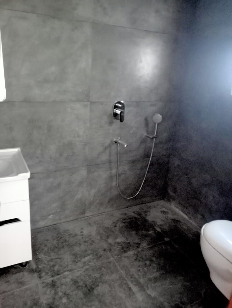 Bathroom, niti khand 4 Bedroom 1800 Sq.Ft. Builder Floor In Niti Khand Ghaziabad 8167852