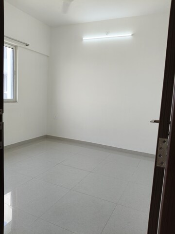 Bedroom in 2 BHK Apartment at Omkar Signet, Malad East – for Rent