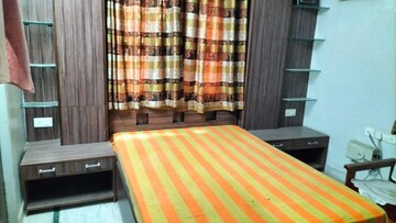 Bedroom in 3 BHK Apartment at Buddha Colony – for Rent