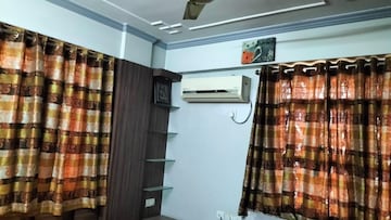 Room in 3 BHK Apartment at Buddha Colony – for Rent
