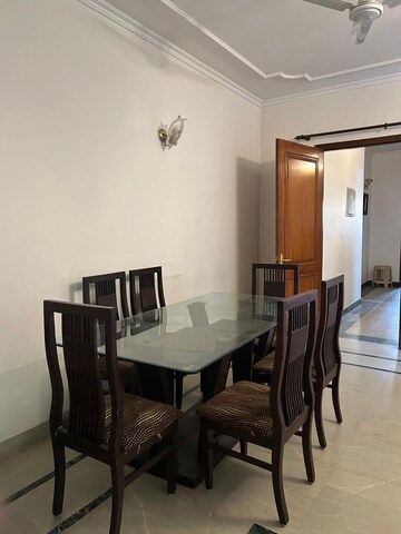 Gym in 3 BHK Builder Floor at Kailash Colony – for Sale