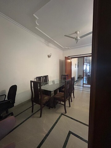 Gym in 3 BHK Builder Floor at Kailash Colony – for Sale