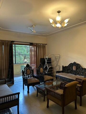 Living Room in 3 BHK Builder Floor at Kailash Colony – for Sale