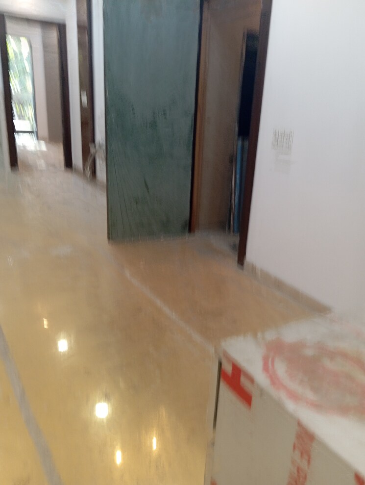 undefined, krishna nagar 3.5 Bedroom 150 Sq.Yd. Builder Floor In Krishna Nagar Delhi 8168004