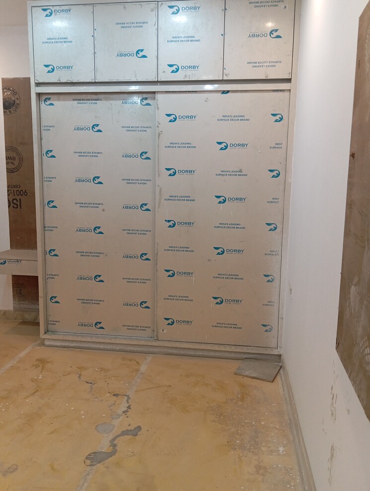 undefined, krishna nagar 3.5 Bedroom 150 Sq.Yd. Builder Floor In Krishna Nagar Delhi 8168004