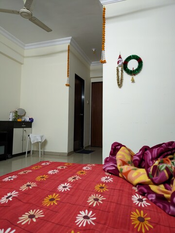 Bedroom in 1 BHK Apartment at Kanjurmarg East – for Rent
