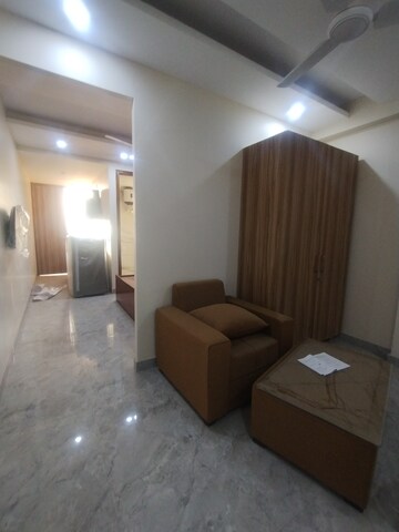 Furnished Amenities in 1 BHK Builder Floor at DLF City Gurgaon, Sector 27 – for Rent