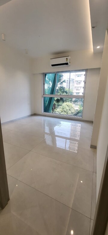 Room in 3 BHK Builder Floor at Swastik Divine Mulund, Mulund East – for Sale