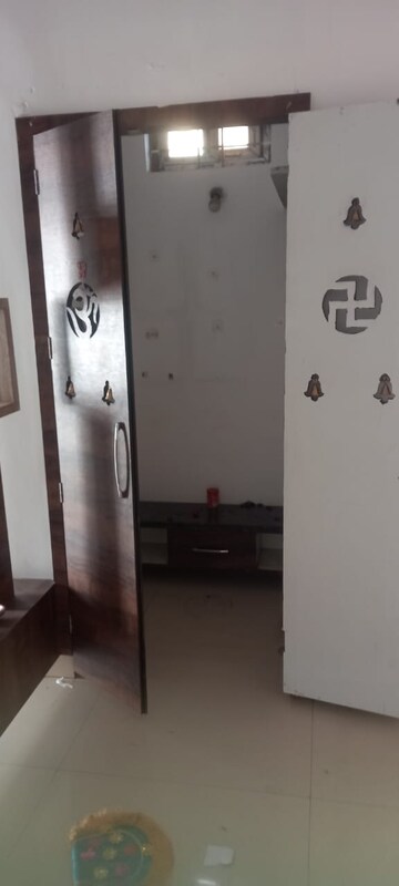 Furnished Amenities in 3 BHK Builder Floor at Saroor Nagar – for Rent