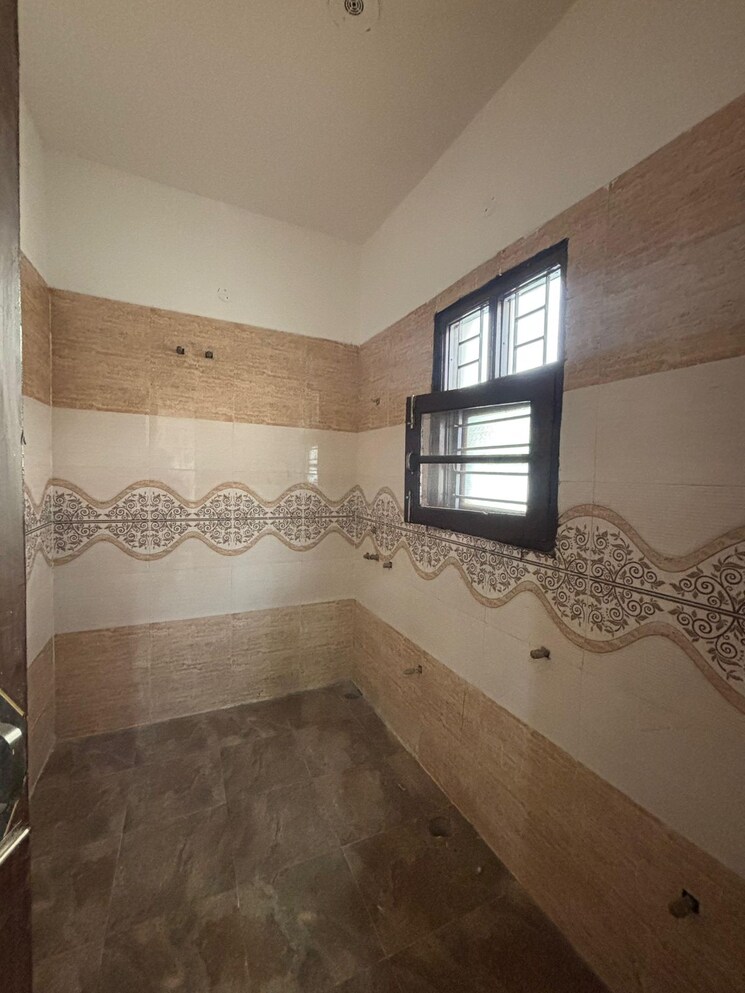 Bathroom, kharar mohali road 3 Bedroom 110 Sq.Ft. Independent House In Kharar Mohali Road Kharar 8168137