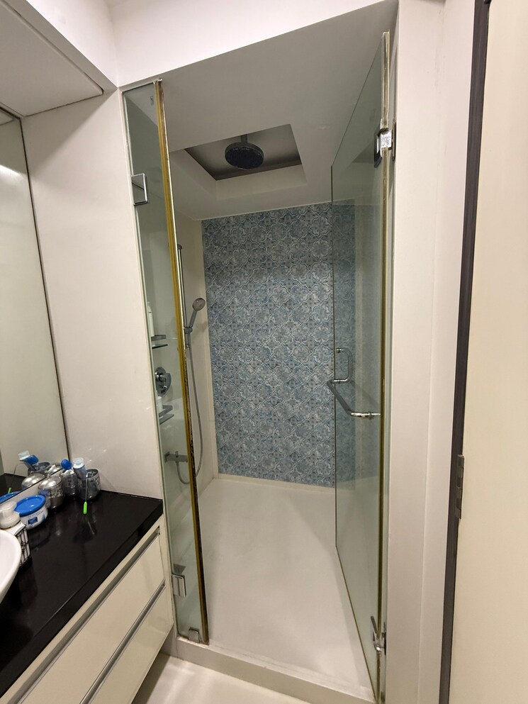 Master Bedroom, lokhandwala-harmony 3 Bedroom 1650 Sq.Ft. Apartment In Worli Mumbai 8168146