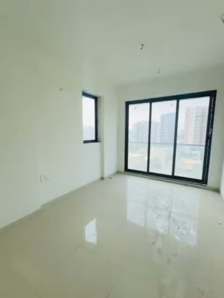 Room, naman-habitat 2 Bedroom 769 Sq.Ft. Apartment In Andheri West Mumbai 8168165
