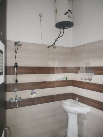 Furnished Amenities in 2 BHK Builder Floor at Sector 127 – for Rent