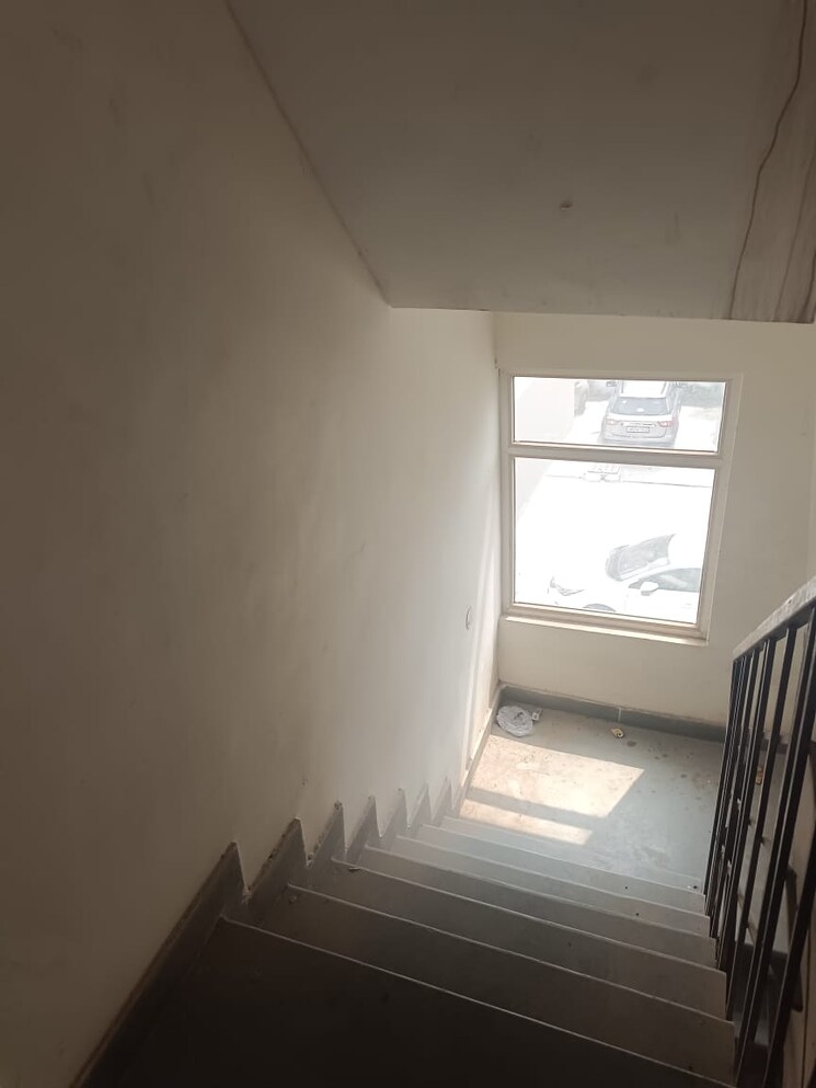 Room, bptp-parkland 4 Bedroom 300 Sq.Ft. Builder Floor In Sector 75 Faridabad 8168198