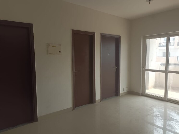 Room, bptp-parkland 4 Bedroom 300 Sq.Ft. Builder Floor In Sector 75 Faridabad 8168198