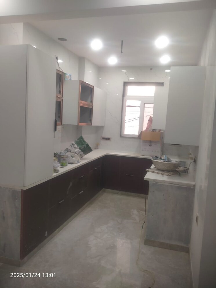 Kitchen, kirti nagar 3 Bedroom 1500 Sq.Ft. Builder Floor In Kirti Nagar Delhi 8168210