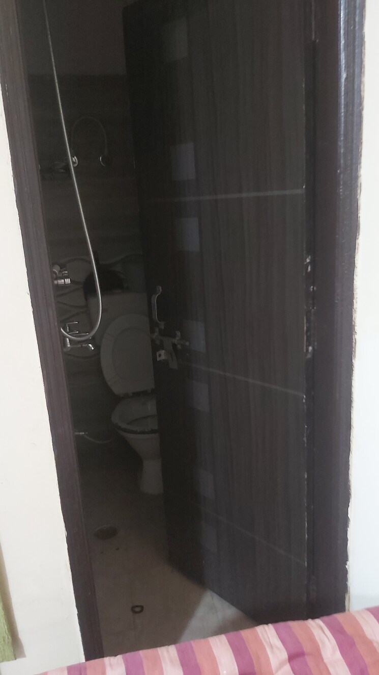 undefined, patparganj 2.5 Bedroom 500 Sq.Ft. Builder Floor In Patparganj Delhi 8168225