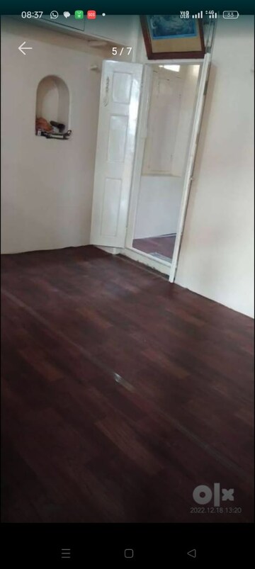 Room in 1.5 BHK Apartment at Sadafully Park, Aundh – for Rent