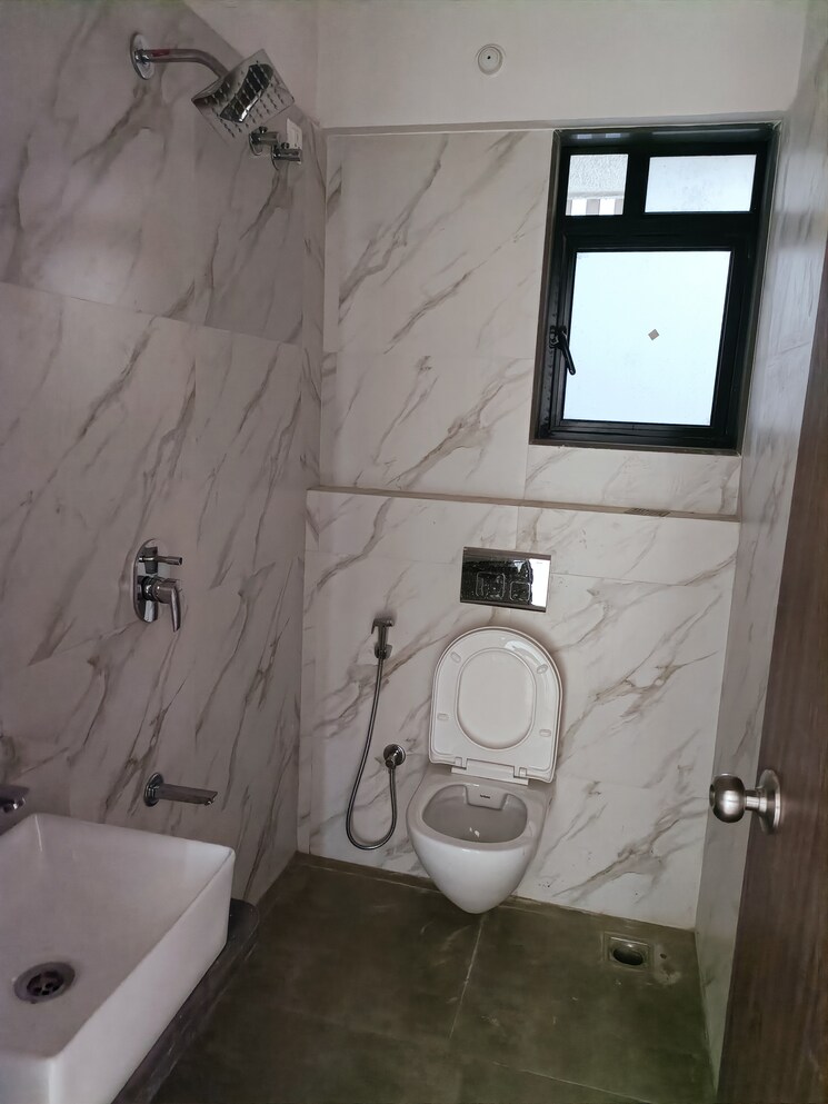 Bathroom, mount-casa 1 Bedroom 454 Sq.Ft. Apartment In Uthalsar Thane 8168260