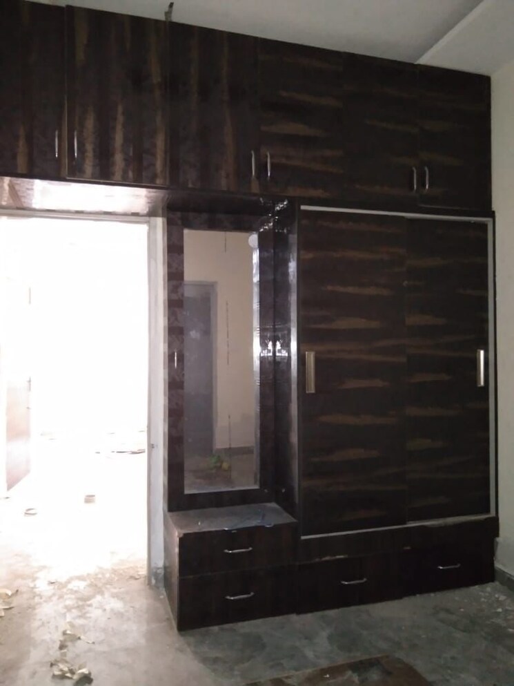 Room, ludhiana chandigarh hwy 3 Bedroom 100 Sq.Yd. Independent House In LudhianA Chandigarh Hwy Mohali 8168269