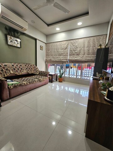 Bedroom in 3 BHK Apartment at Ekjyot Sanmaan, Chembur – for Sale