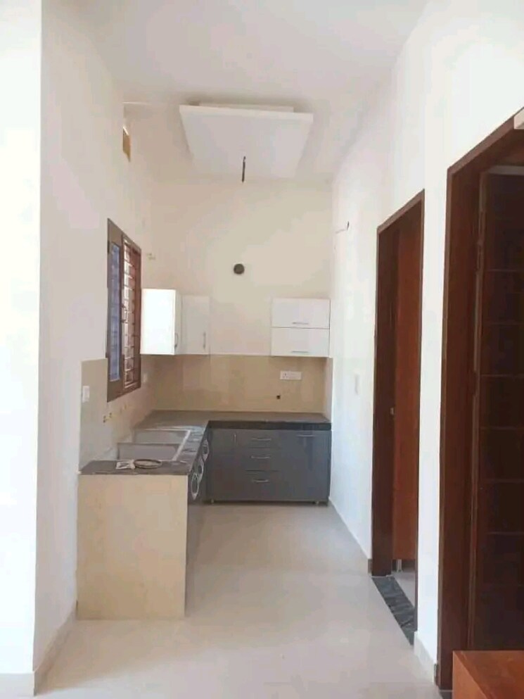 Kitchen, ludhiana chandigarh hwy 3 Bedroom 100 Sq.Yd. Independent House In LudhianA Chandigarh Hwy Mohali 8168287