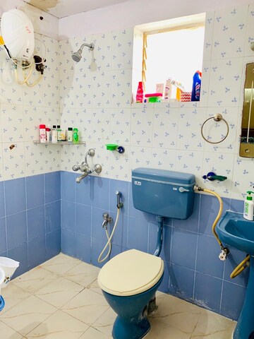 Master Bedroom in 3 BHK Apartment at Srinivasa Signature, Bellandur – for Rent