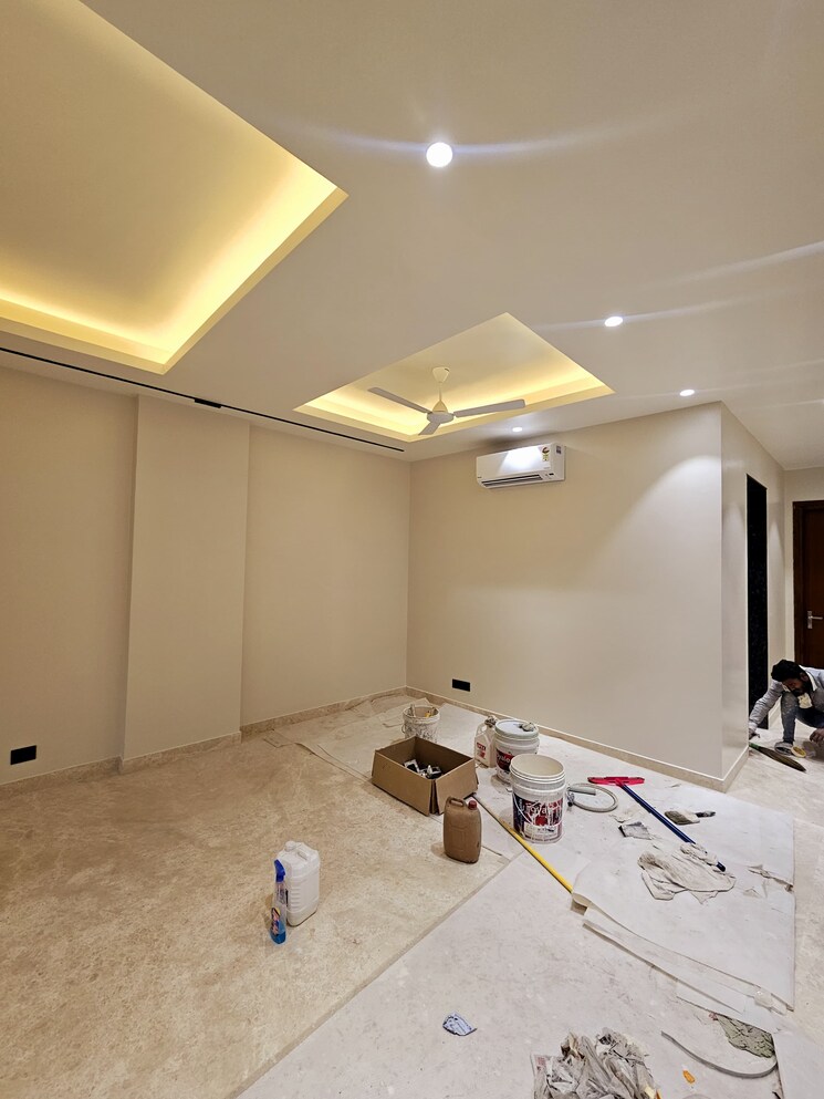 Master Bedroom, vipul-world-floors 3 Bedroom 180 Sq.Yd. Builder Floor In Sector 48 Gurgaon 8168342