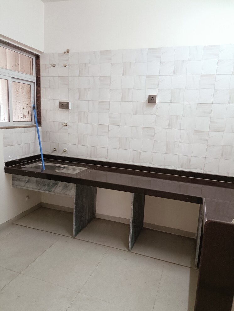Kitchen, rajaram-shree-shankheshwar-ashish 2 Bedroom 810 Sq.Ft. Apartment In Uthalsar Thane 8168347