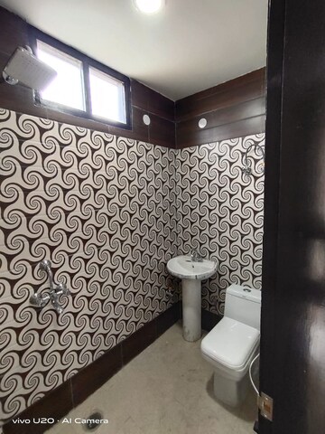 Bathroom in 3 BHK Builder Floor at Sector 72 – for Sale