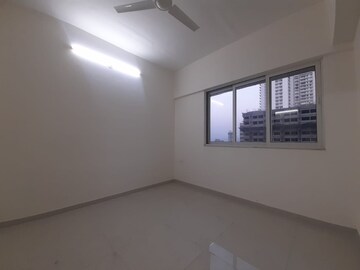 Room in 1 BHK Apartment at Omkar Signet, Malad East – for Rent