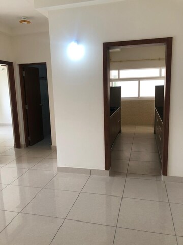 Room in 2 BHK Apartment at Prestige Song Of The South, Yelenahalli – for Rent
