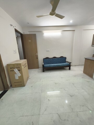Living Room in 2 BHK Builder Floor at Sector 53 – for Rent