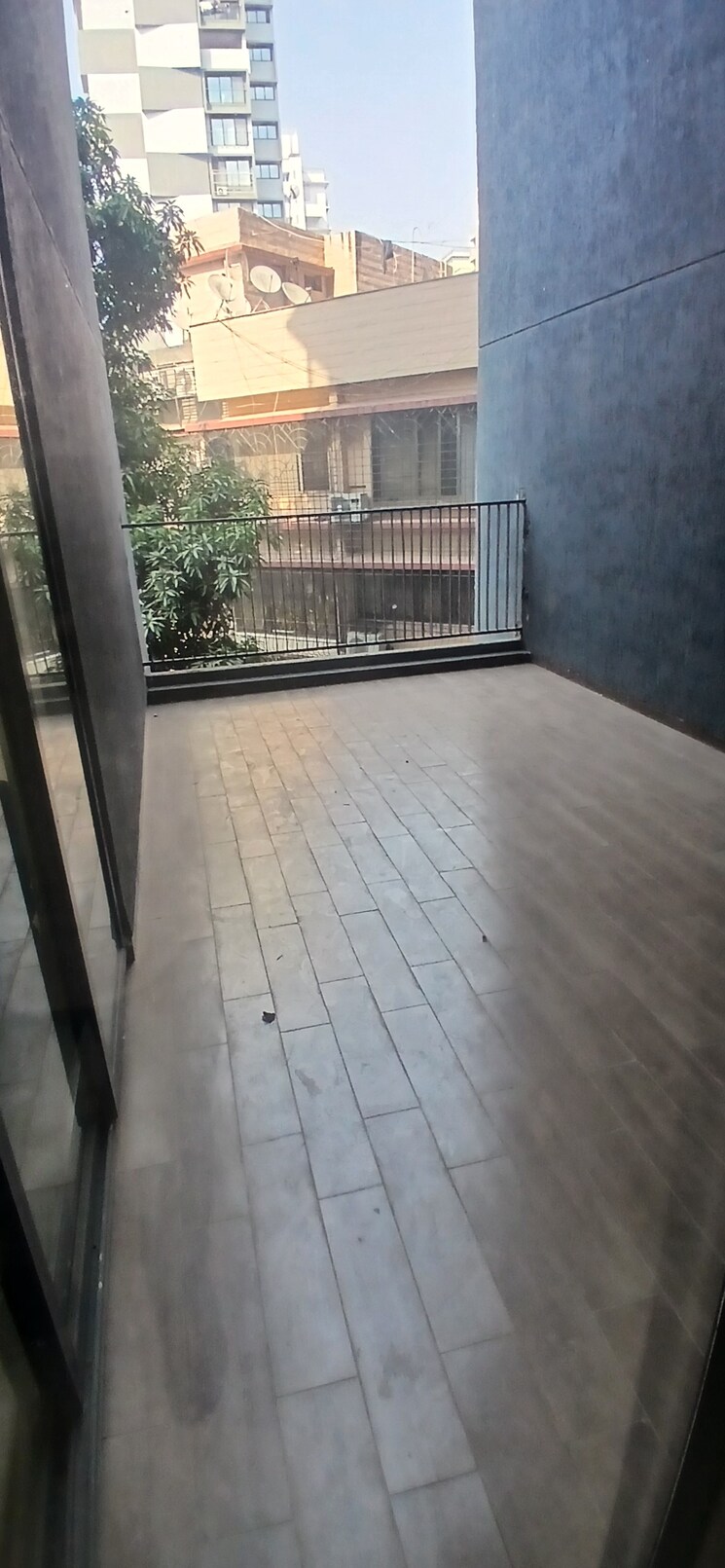 Balcony, matunga east 3 Bedroom 2000 Sq.Ft. Apartment In Matunga East Mumbai 8168694