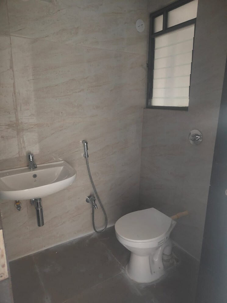 Bathroom, nyati-gardens 3 Bedroom 1425 Sq.Ft. Apartment In Kondhwa Pune 8168752
